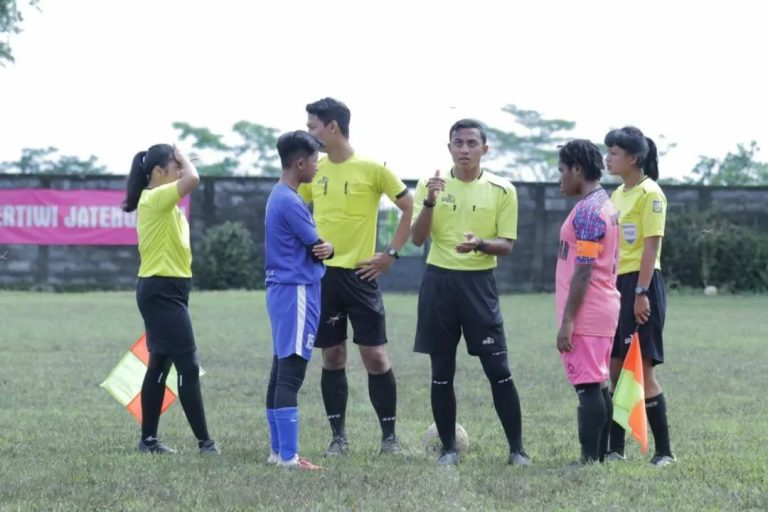 Tim PSSI Putri Temanggung Lolos ke Enam Besar