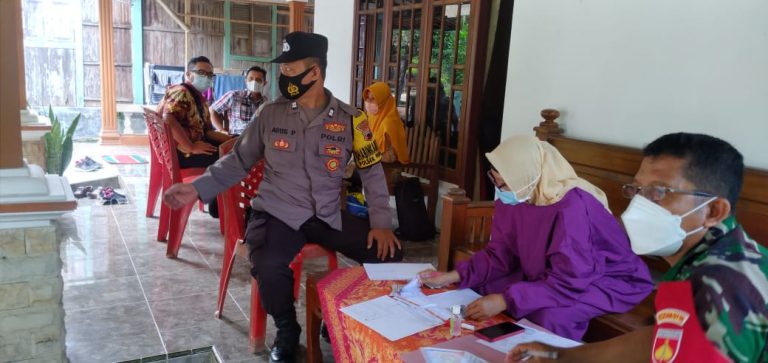 Polsek Pegandon Gencar Adakan Vaksinasi