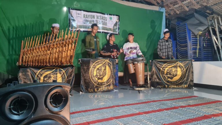 Puluhan Santri Situbondo Asal Jateng Gelar Tahlil Budaya di Semarang