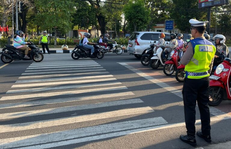 Ratusan Polisi Dikerahkan Kapolres Sragen untuk Atur Jalan, di Titik Rawan dan Lokasi Sekolahan Jadi Prioritas