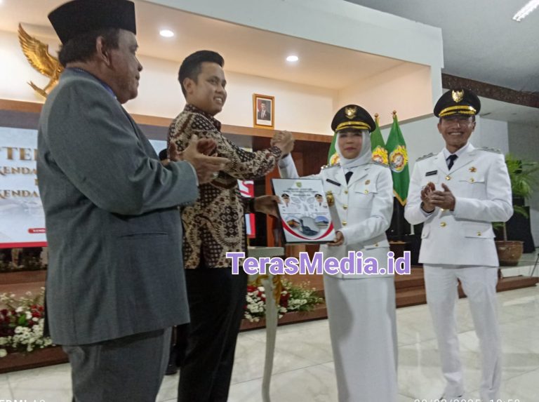 Awal Kerja, Mbak Tika dan Mas Benny akan Tangani Masalah Banjir dan Sampah