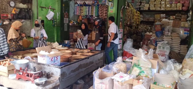Polres Sukoharjo Pastikan Ketersediaan dan Harga Minyak Kita Sesuai HET Jelang Lebaran 2025