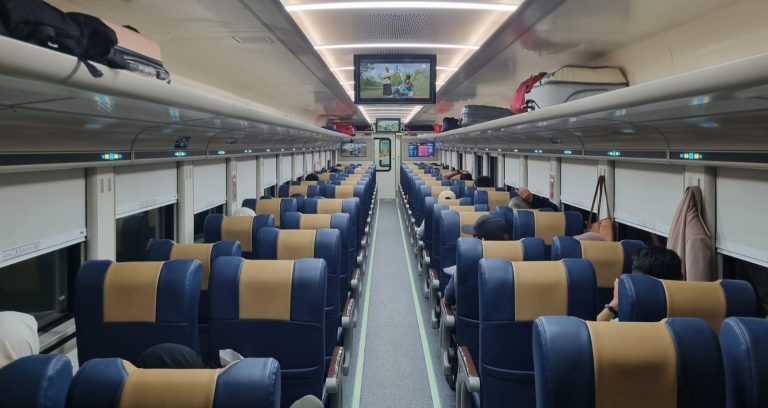 KAI Hadirkan Promo Mudik Awal Ramadan 2025 dengan Diskon Tiket 25 Persen